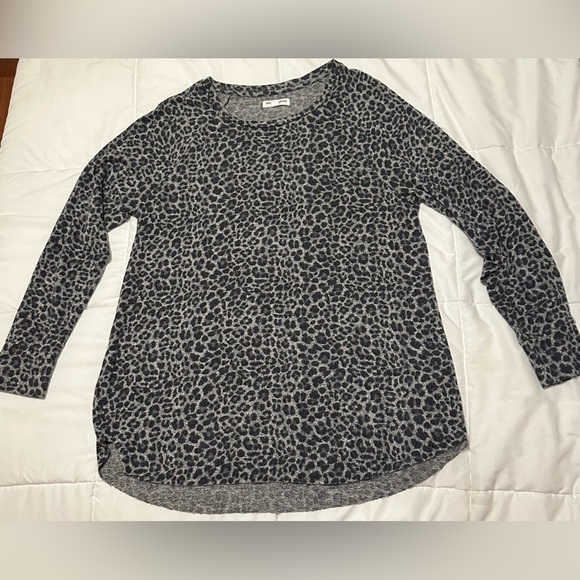 Grayson Threads gray cheetah print tunic - Picture 3 of 8